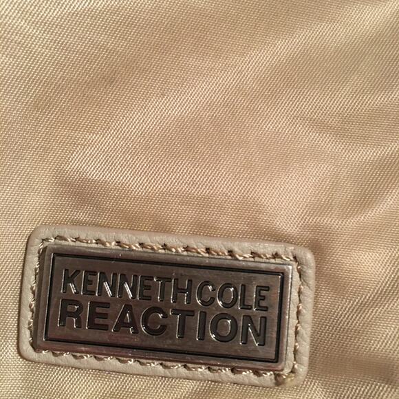 Kenneth Cole Reaction crossbody travel messenger bag adjustable strap Neutral - Picture 3 of 13